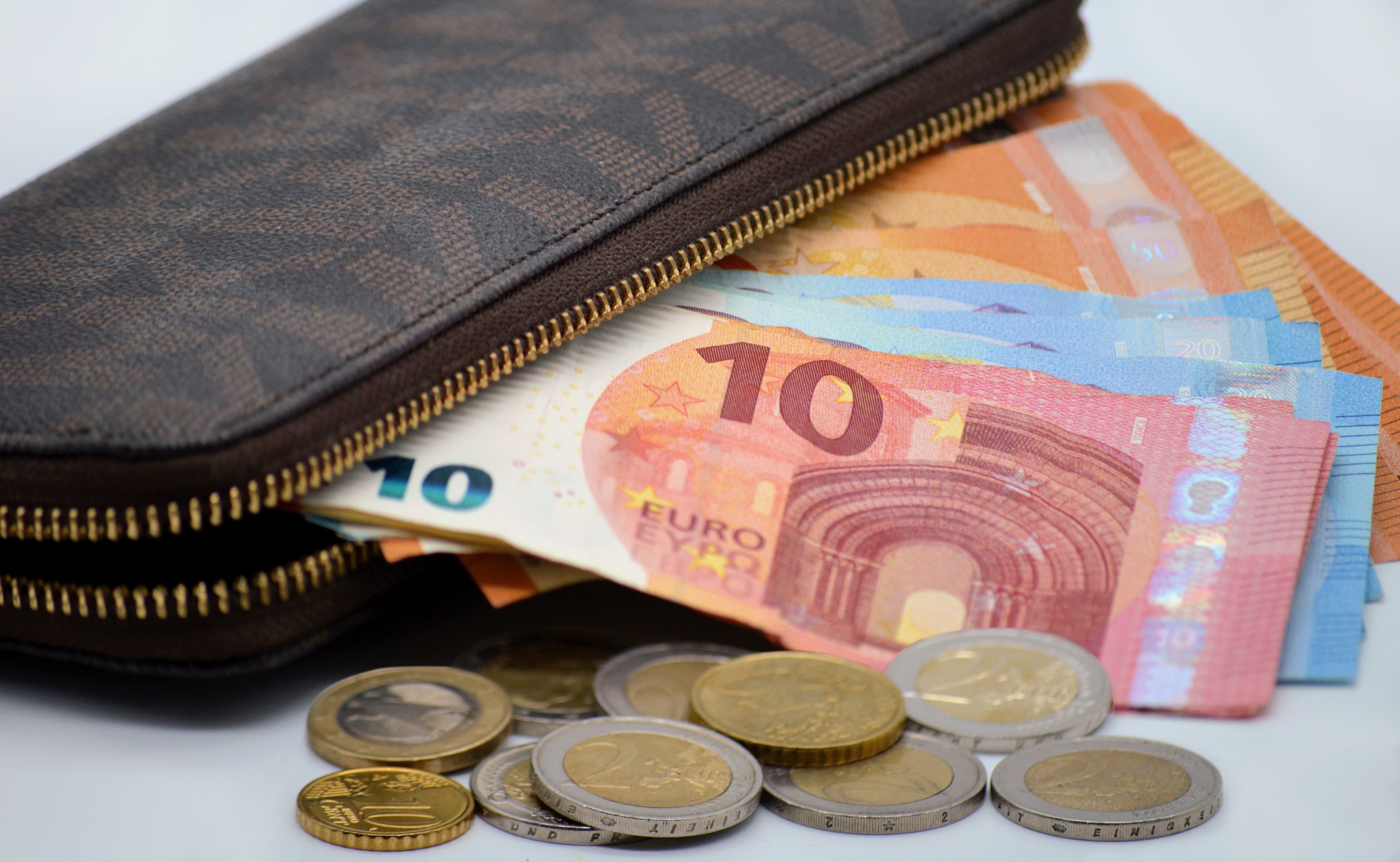 The true cost of training and inference for state-of-the-art Large Language Models